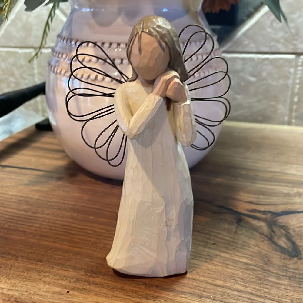 Willow Tree Figurine - Angel of the Garden